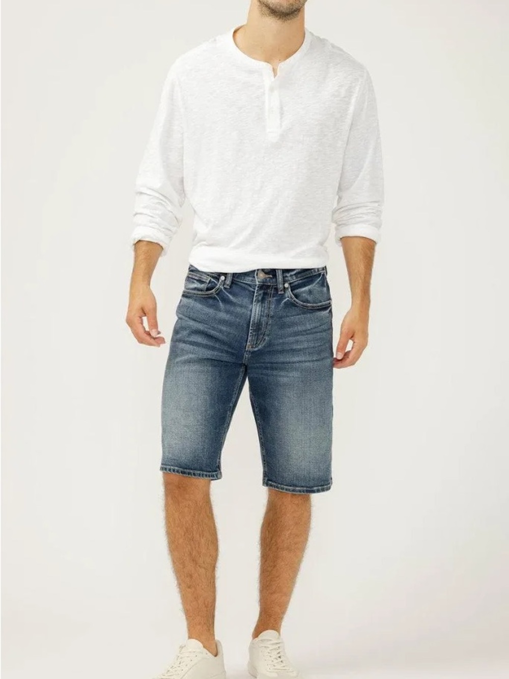 SILVER JEANS Gordie Denim Shorts